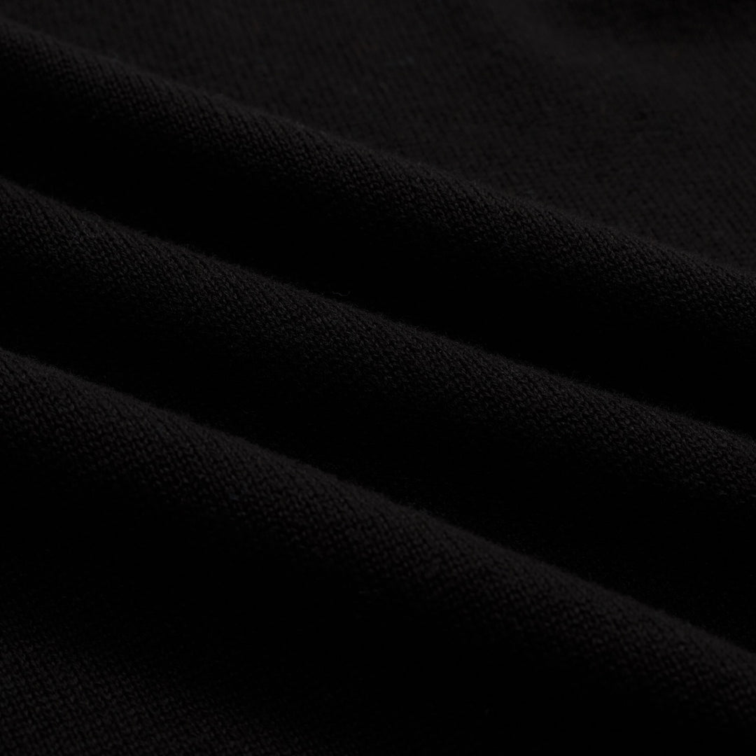 Svart klassisk lyn-brodert T-skjorte for menn