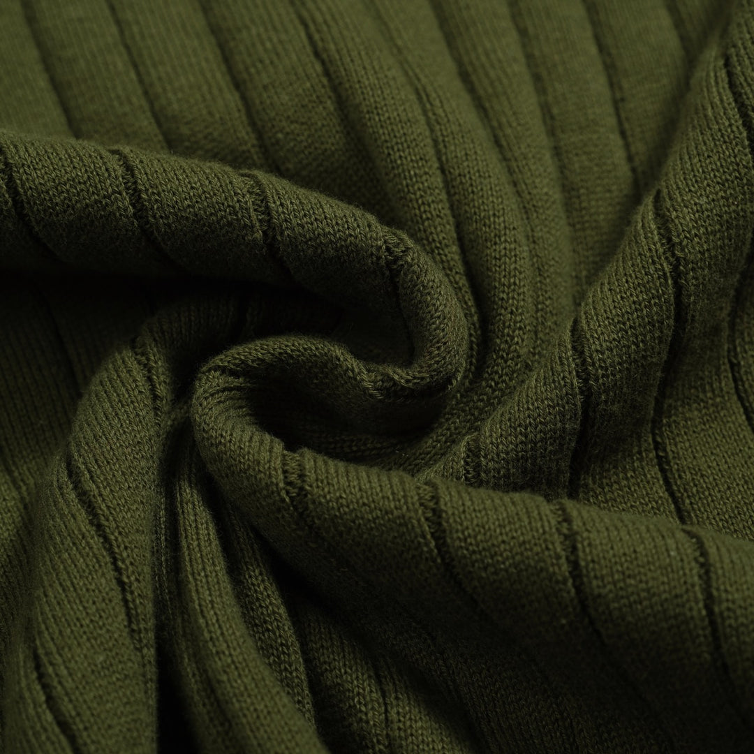 Men's green vintage pothole knit V-neck polo shirt