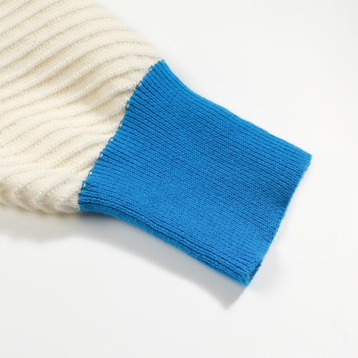 Polo de hombre de punto blanco textura albaricoque con cuello de pico