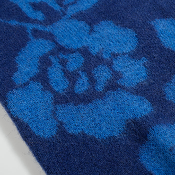 Men's blue floral jacquard plush vintage sweater