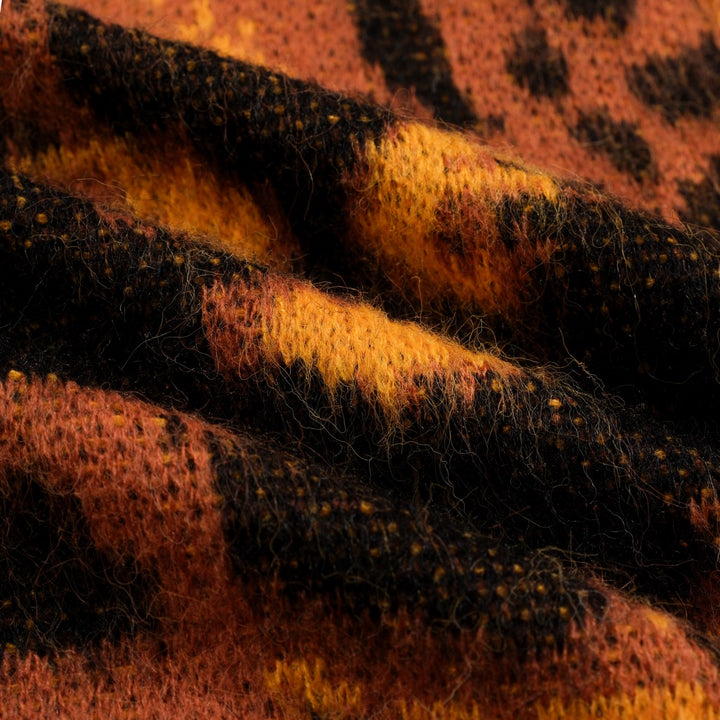 Gul gepard strikket genser for menn