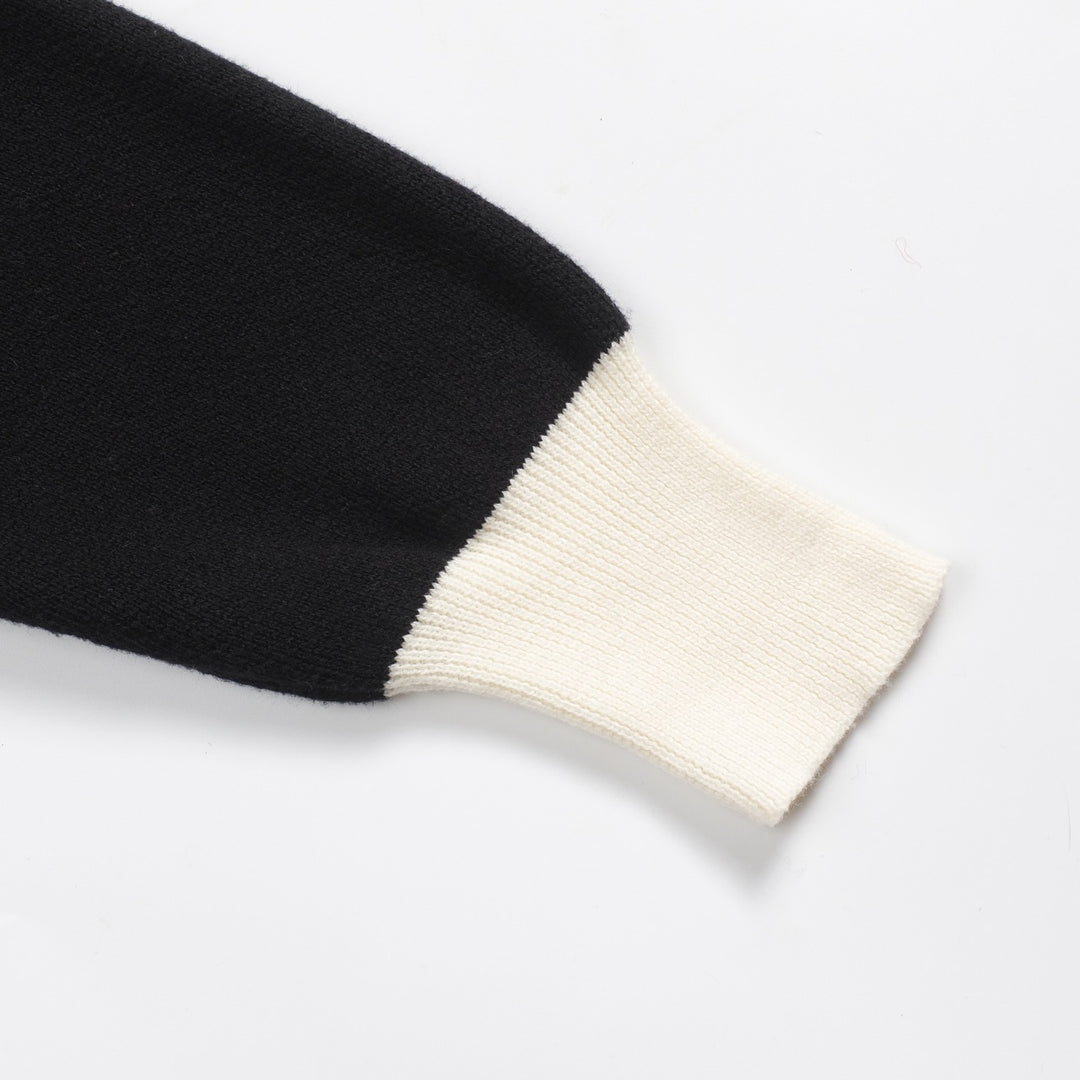 Women's black and white collage cat jacquard vintage knitwear