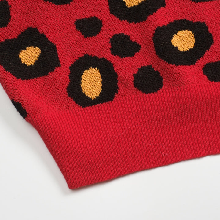 Rött leopardmönstrat retro stickat plagg för kvinnor