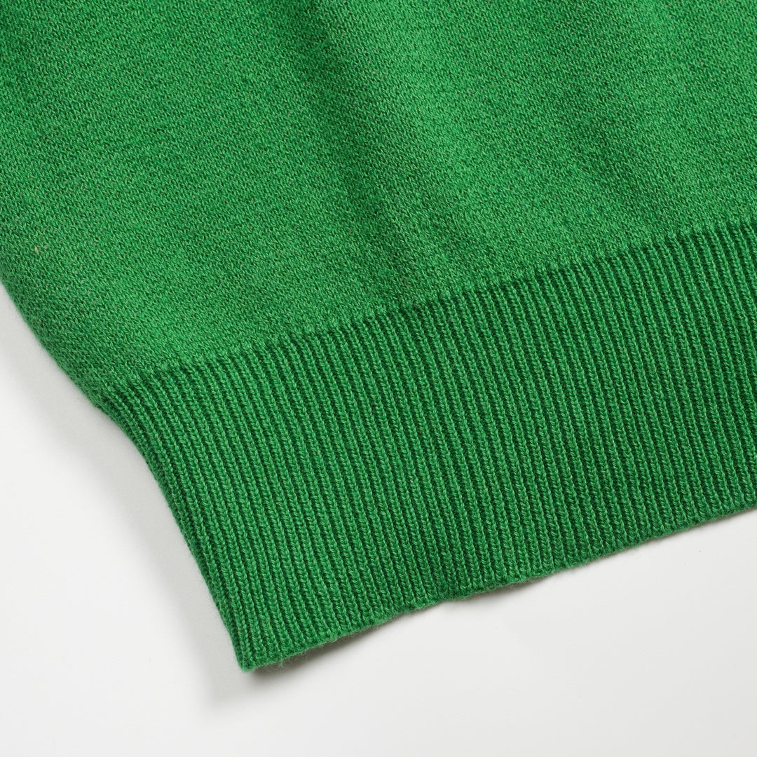 Malhas jacquard formais femininas com riscas onduladas verdes