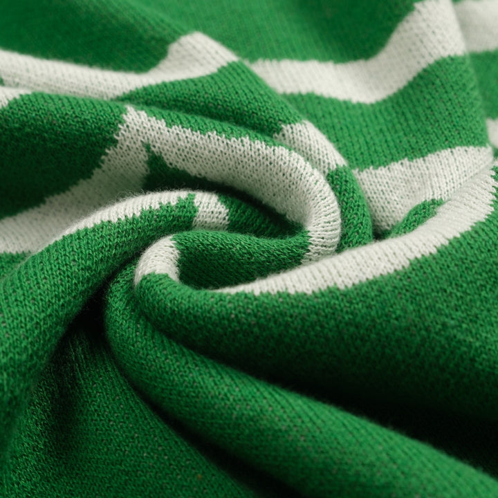 Malhas jacquard formais femininas com riscas onduladas verdes