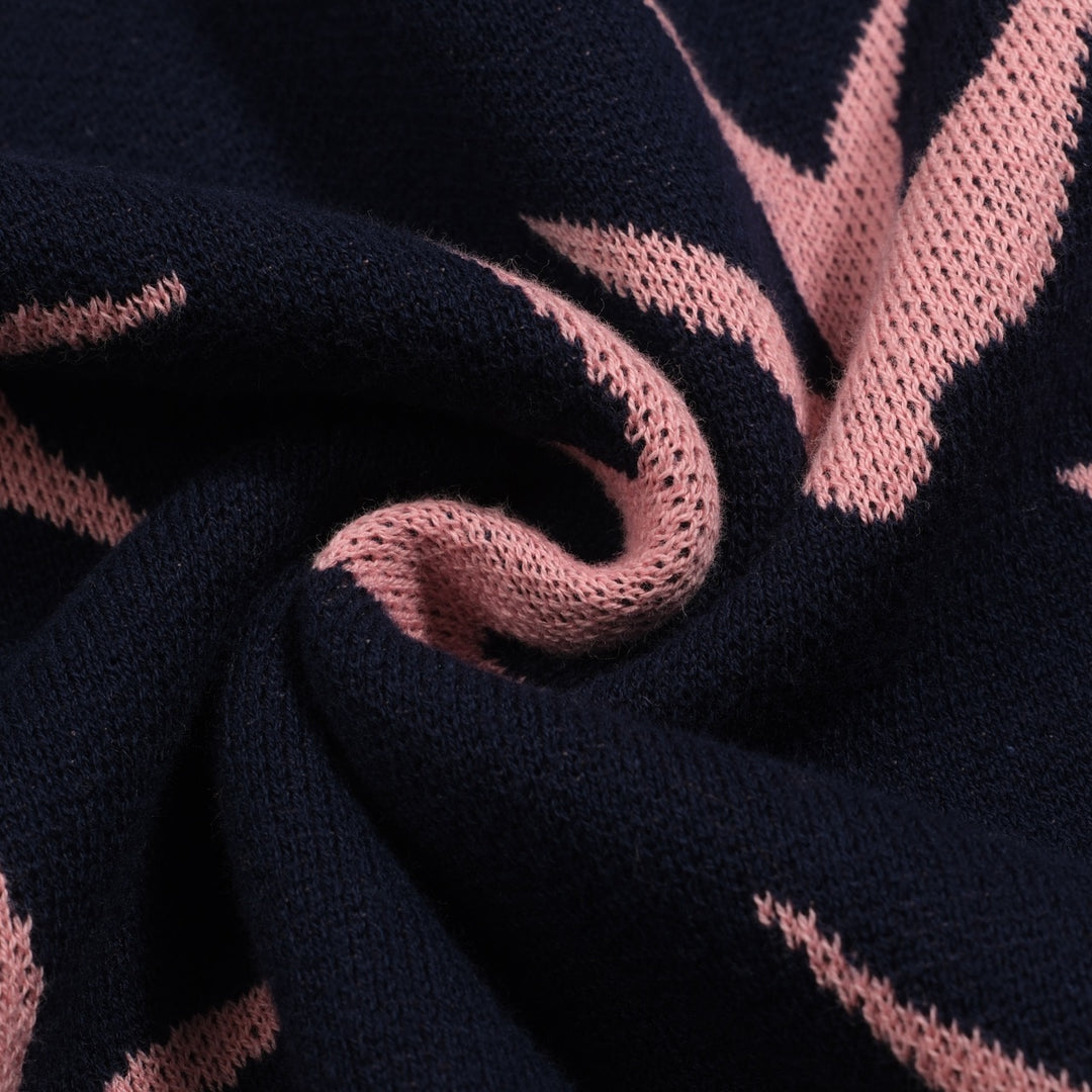 Women's navy blue swallow jacquard V-neck knitwear