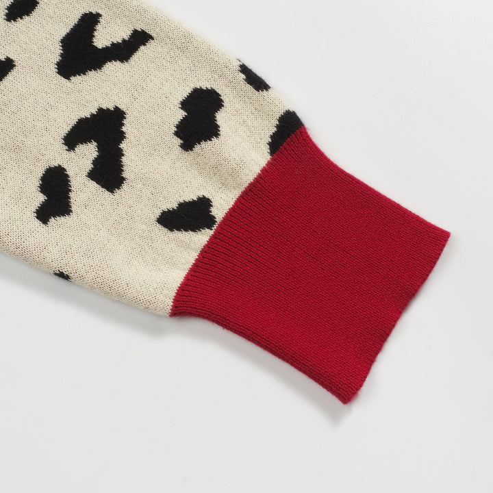 Women's red vintage animal print crew neck knitwear