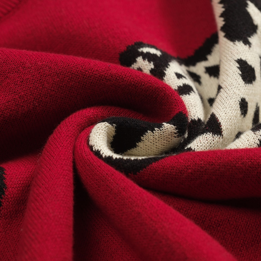 Women's red vintage animal print crew neck knitwear