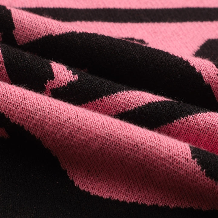 Gonna da donna in maglia rosa con fantasia gatto retrò