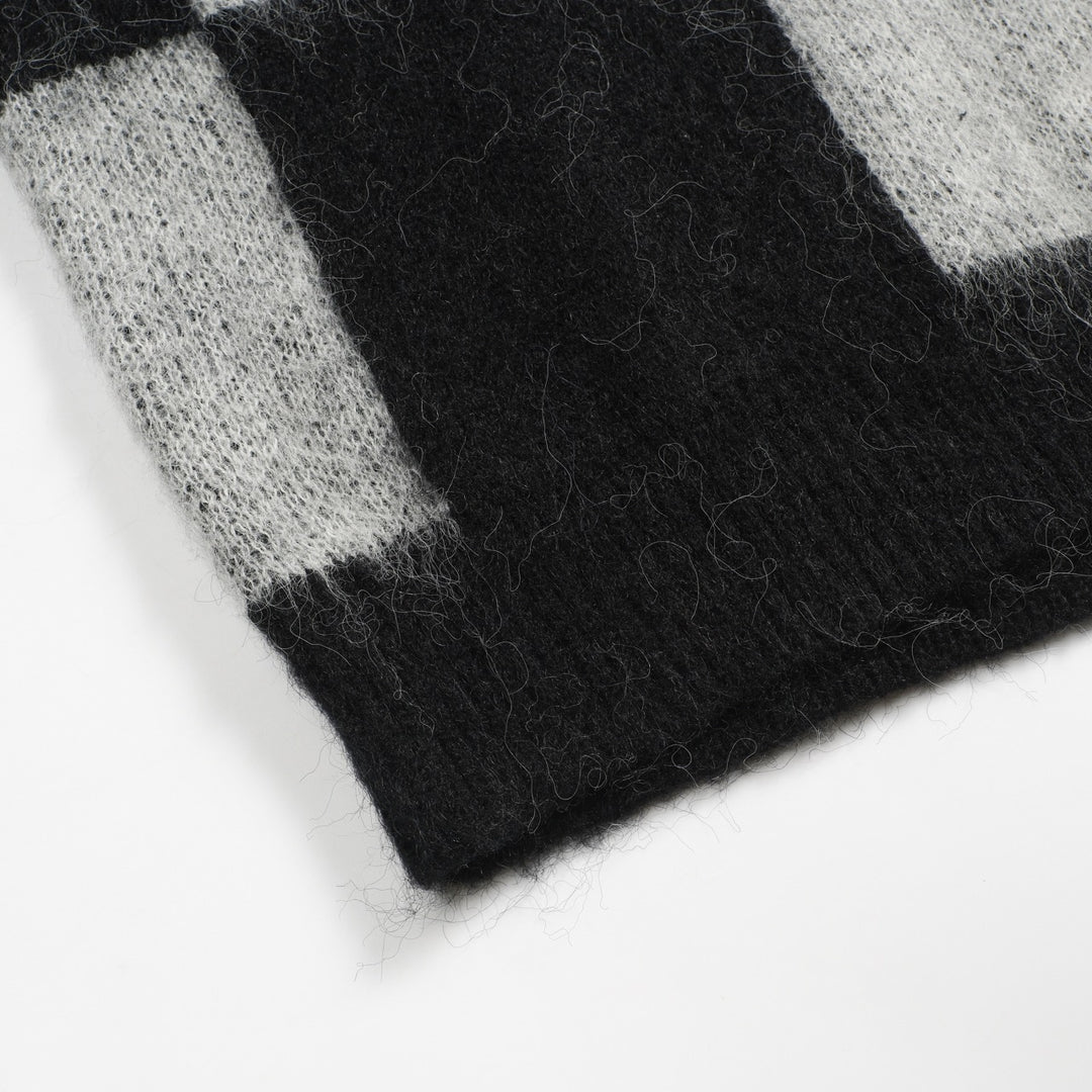 Men's black checkered plush knitted sweater