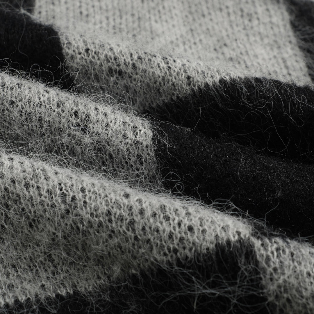 Men's black checkered plush knitted sweater