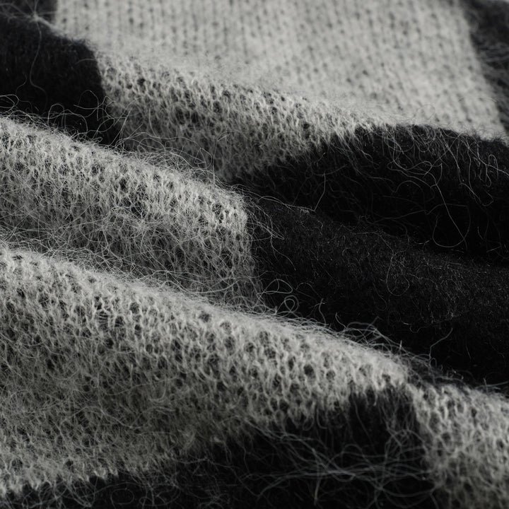 Men's black checkered plush knitted sweater