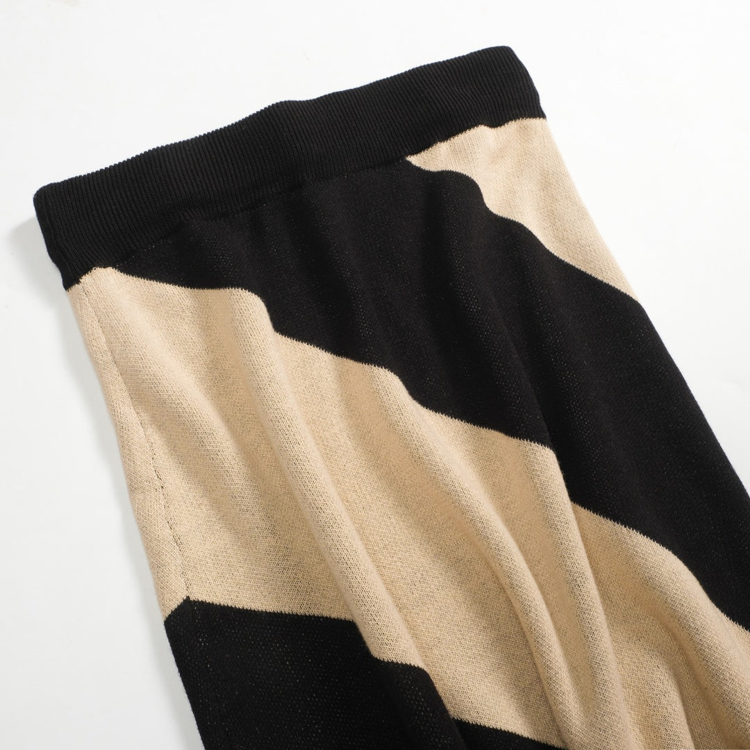 Women's black diagonal stripe jacquard vintage knit skirt