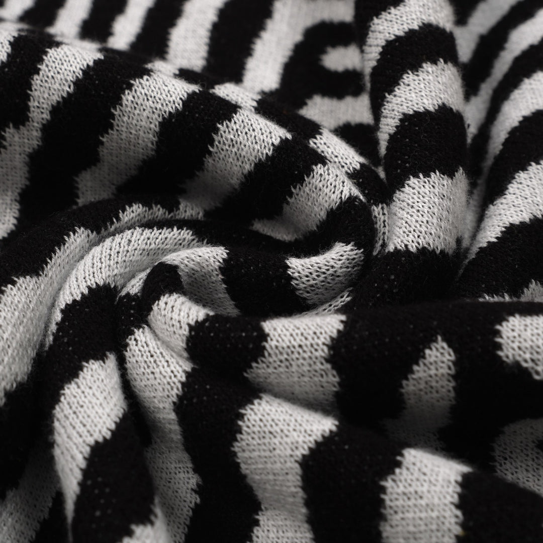 Women's black vintage striped small horse street fashion jacquard knit set