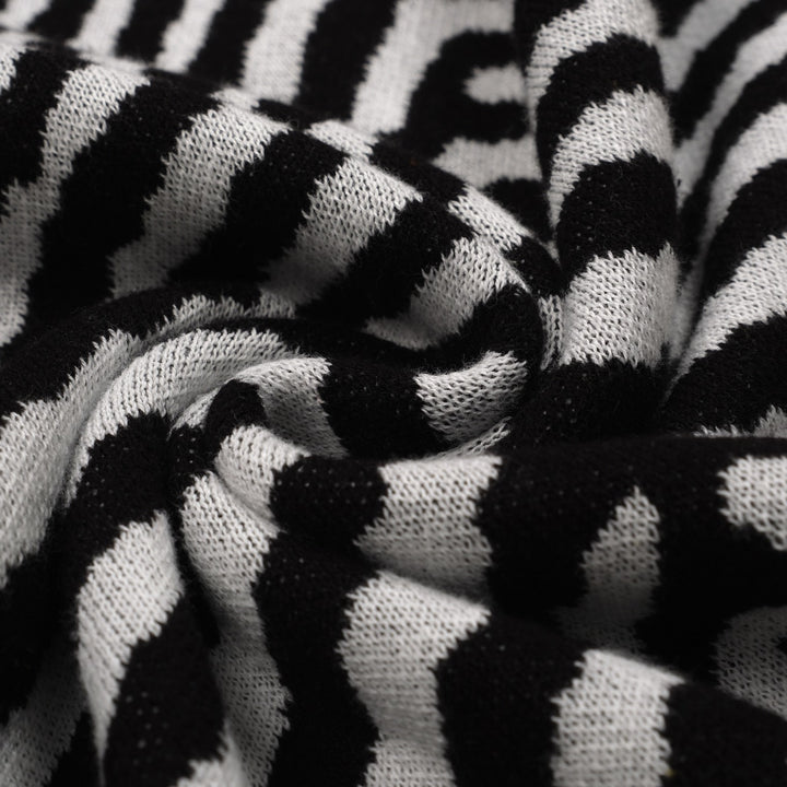 Women's black vintage striped small horse street fashion jacquard knit set