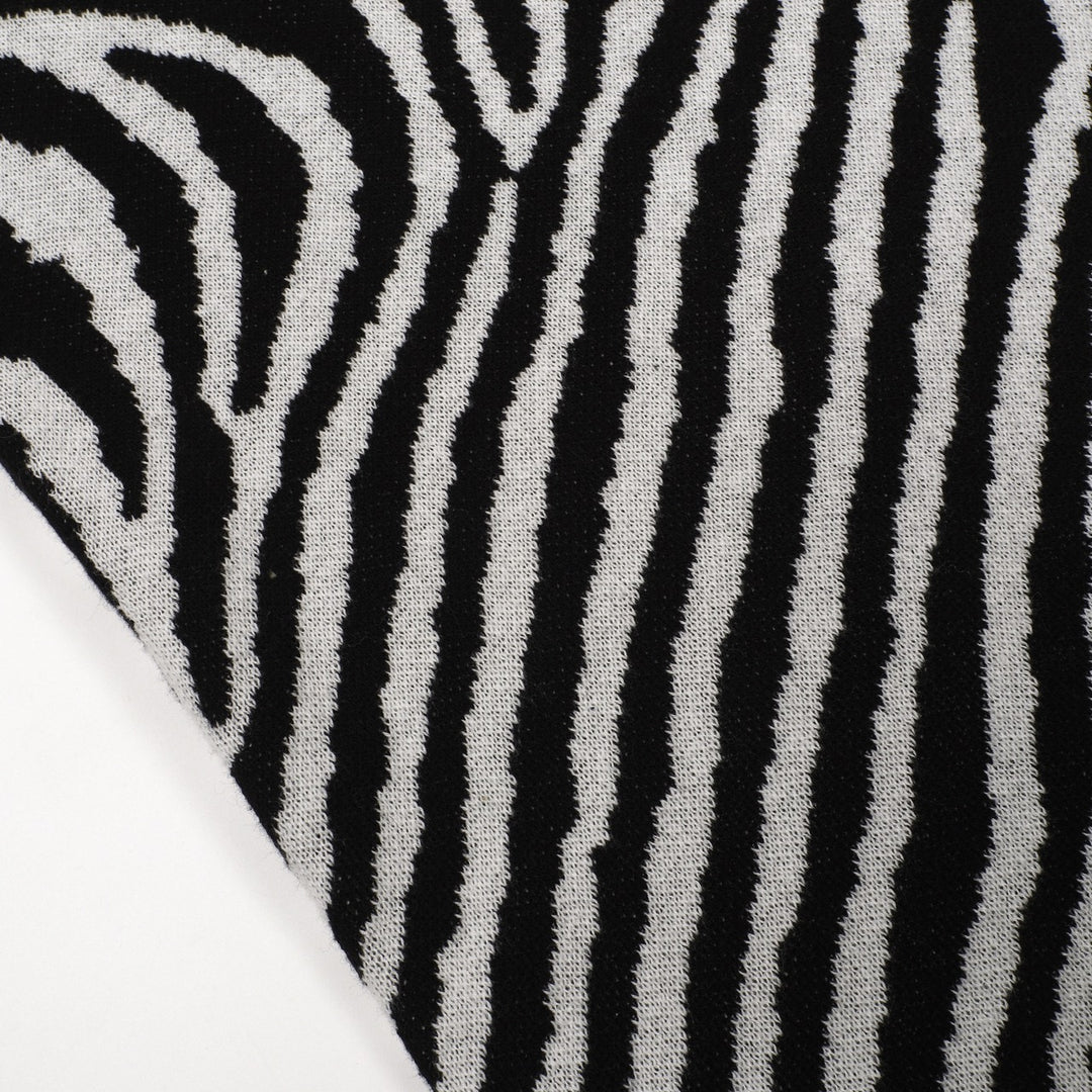 Women's black vintage striped small horse street fashion jacquard knit set