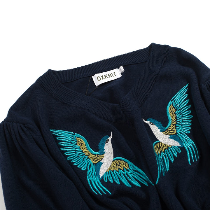 Kvinders mørkeblå broderede bobleærmer strik