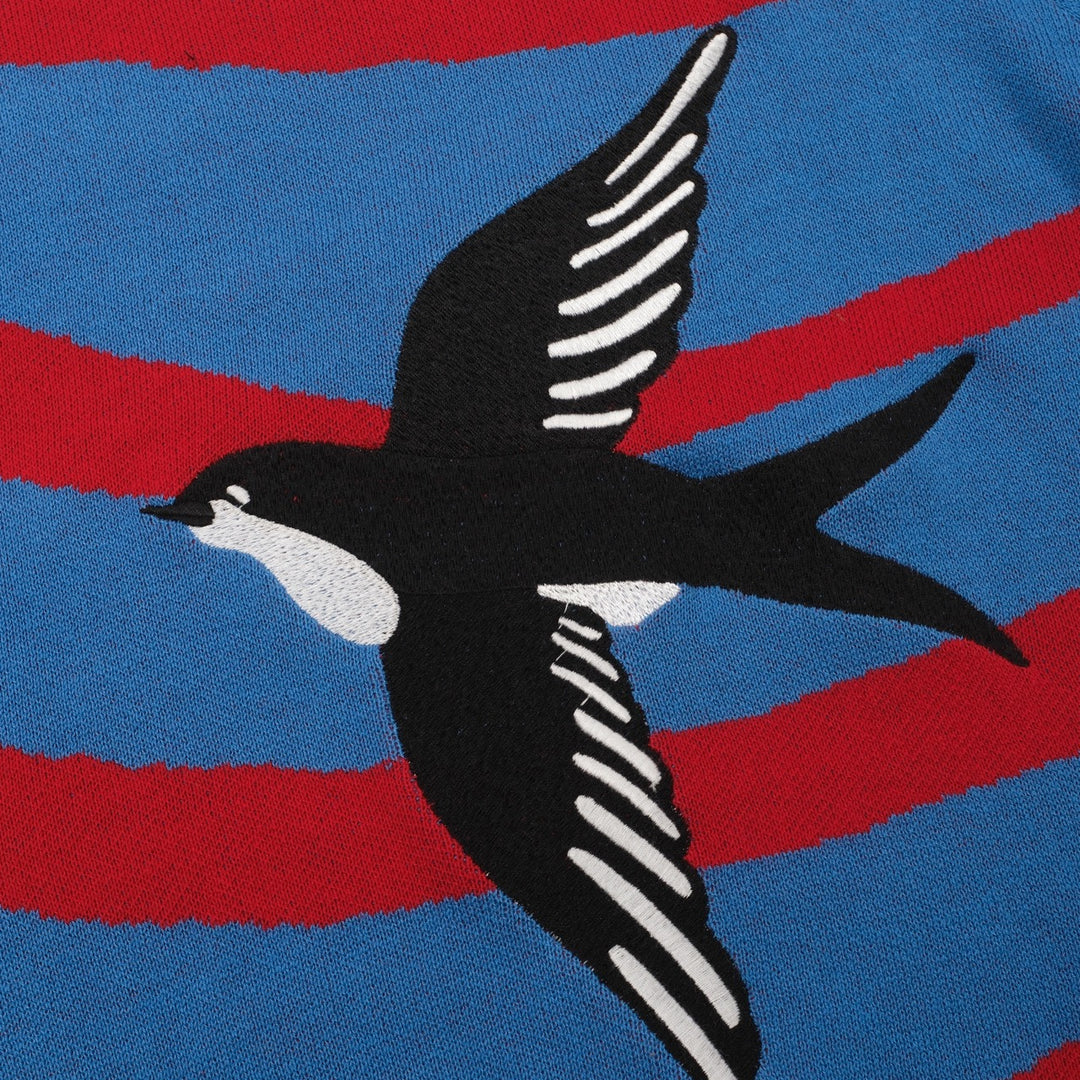 Stribet jakkesæt med broderet svaletop nederdel til kvinder