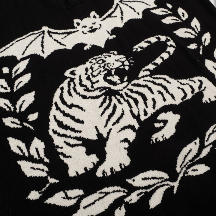 Men's black vintage casual Tiger Bat Jacquard knit polo
