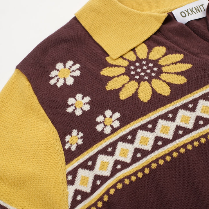 Bruine, retro grafische gebreide herenpolo met V-hals