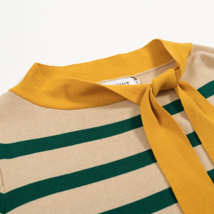 T-shirt preppy in maglia a maniche corte cropped per donna - Lunghezza cropped