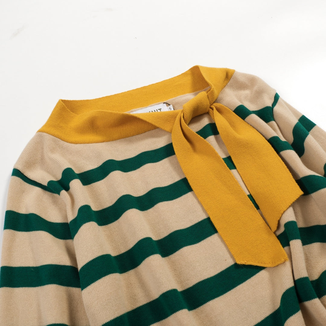 T-shirt preppy in maglia a maniche corte cropped per donna - Lunghezza cropped