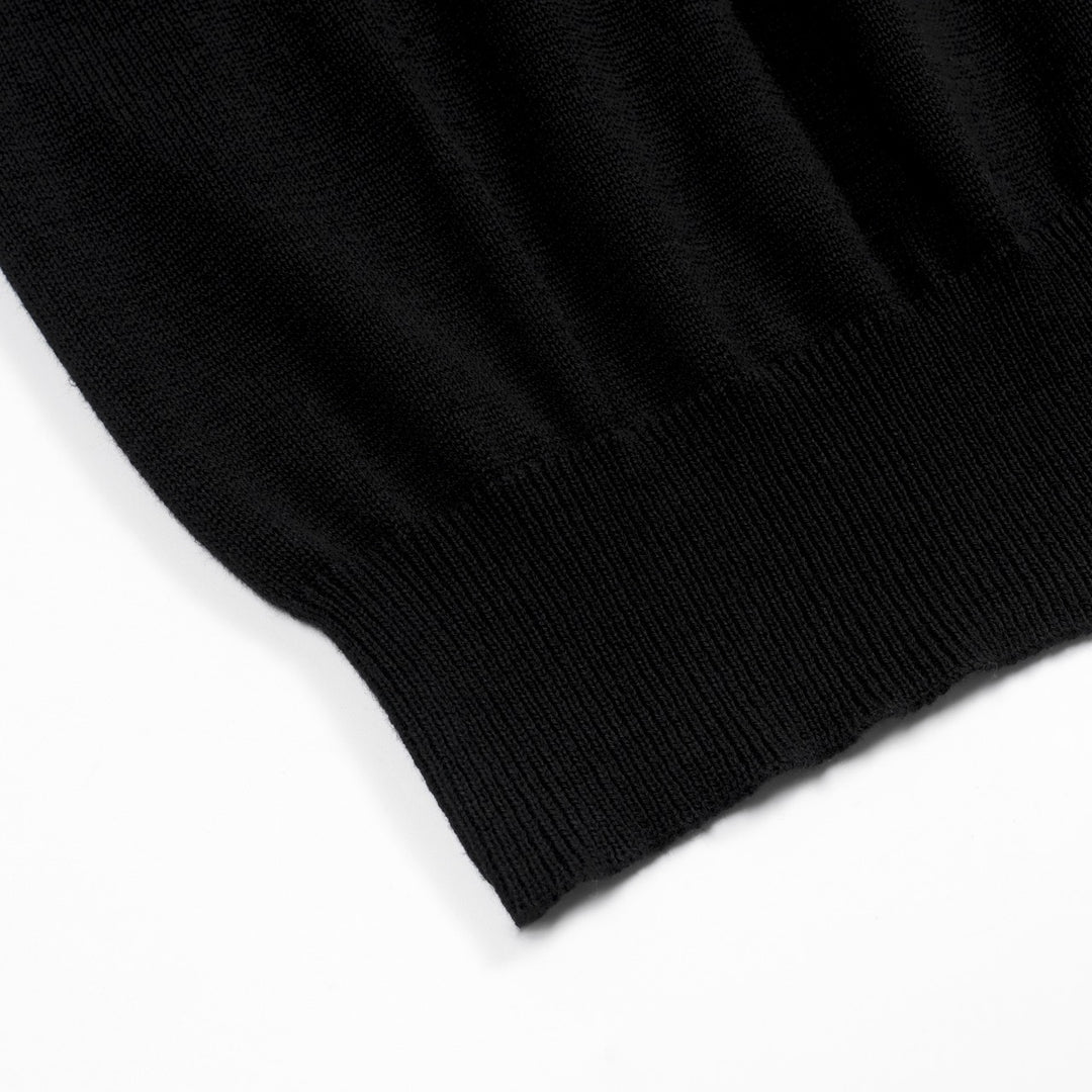 Women's black Bee embroidered vintage knit V-neck T-shirt