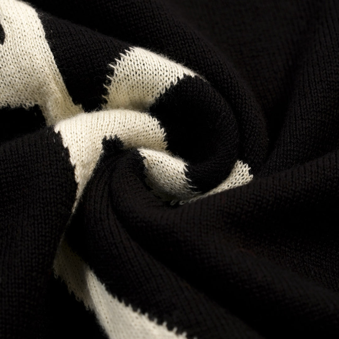 Women's Black Vintage Rose Artistic Jacquard Knit T-Shirt