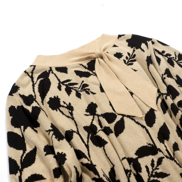 Women's Apricot Fashionable Botanical Classic Jacquard Knit T-Shirt