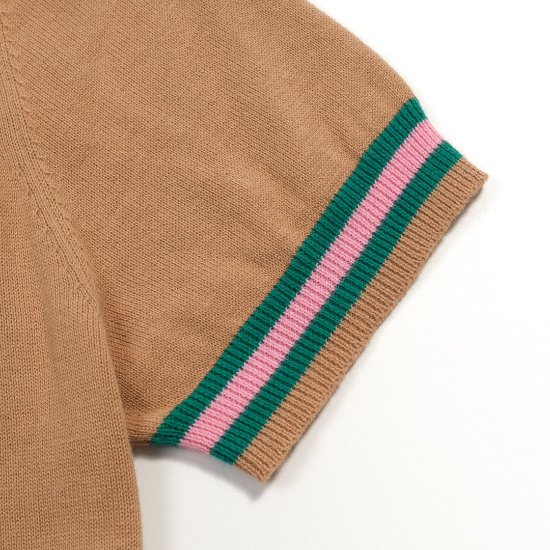 Kaki damesvest met retro-zomerse kokospalm en geborduurd lint in de taille