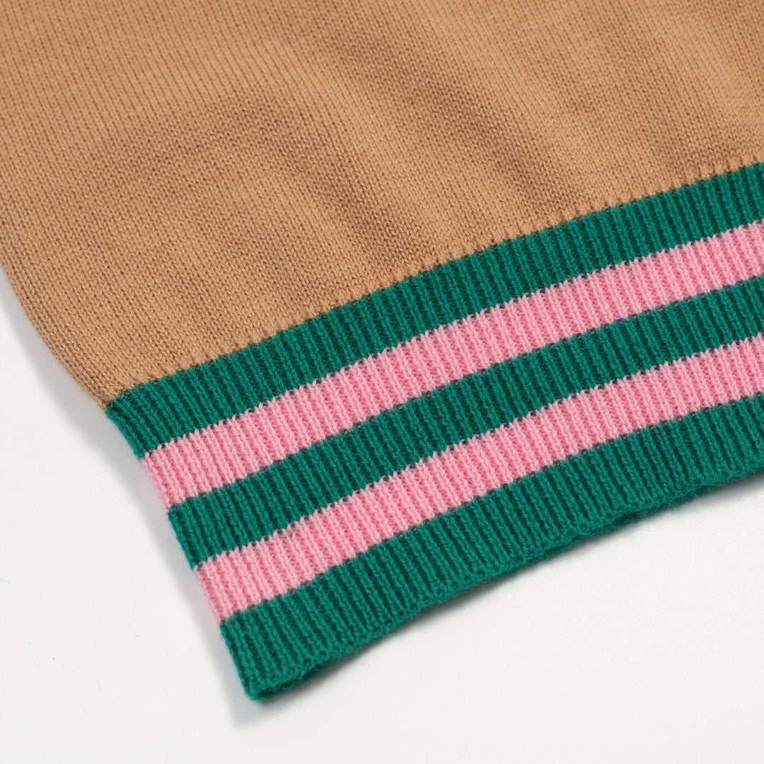 Kaki damesvest met retro-zomerse kokospalm en geborduurd lint in de taille