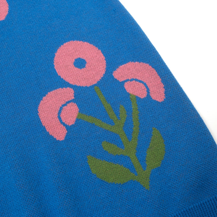 Dame Blå Retro T-shirt med Flæseærmer og Blomstret Jacquardstrik