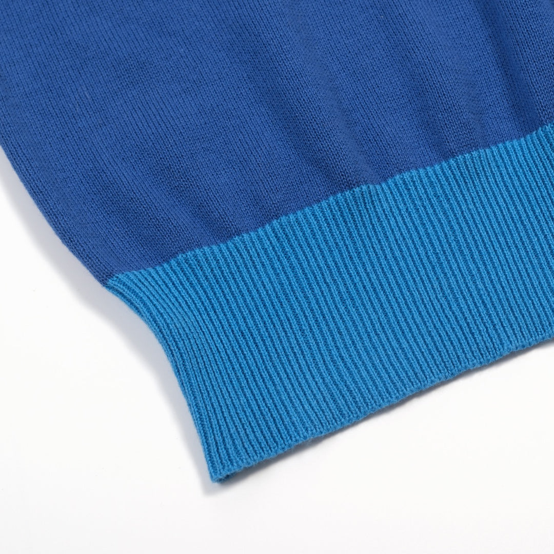 Heren blauwe vintage gebreide polo met dierenborduursel en V-hals