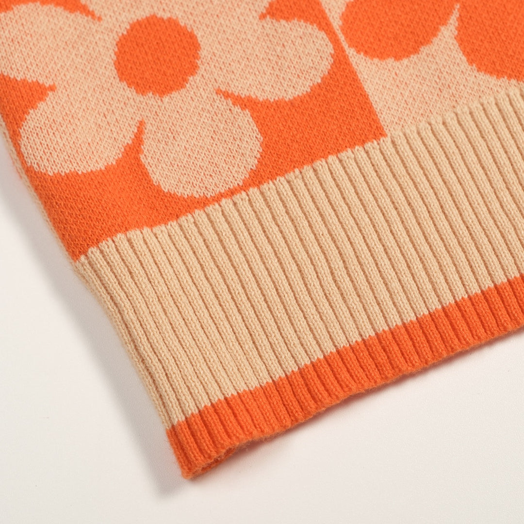 Women's Orange Retro Floral Art Jacquard Knit Top T-Shirt - Cropped Length