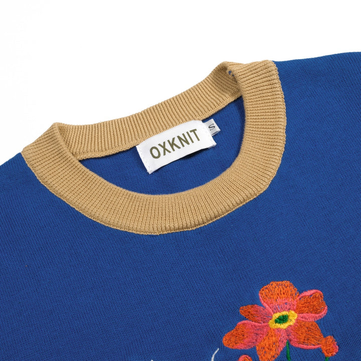 Maglietta da donna blu navy con ricamo floreale retrò