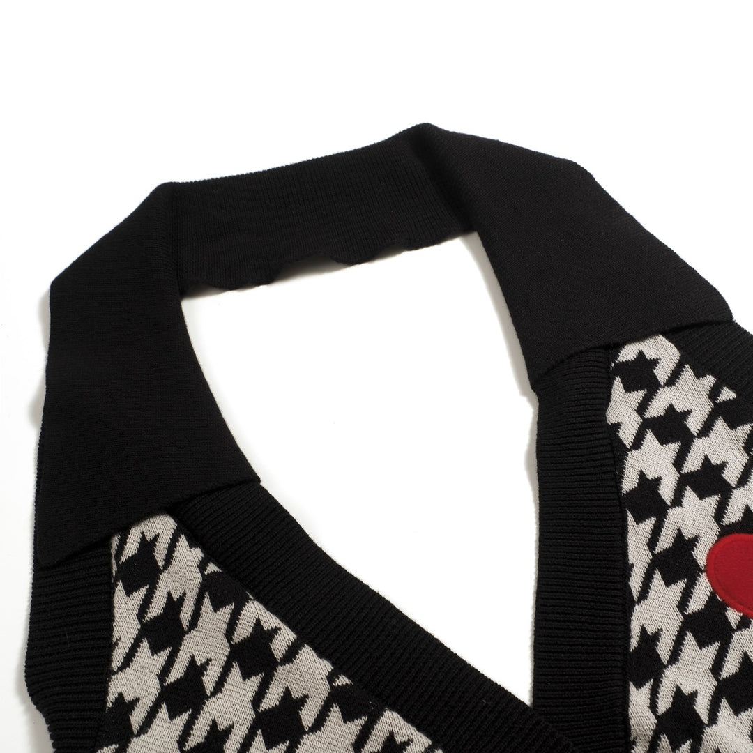 Women's Retro Houndstooth Heart Embroidery Halter Knit Vest