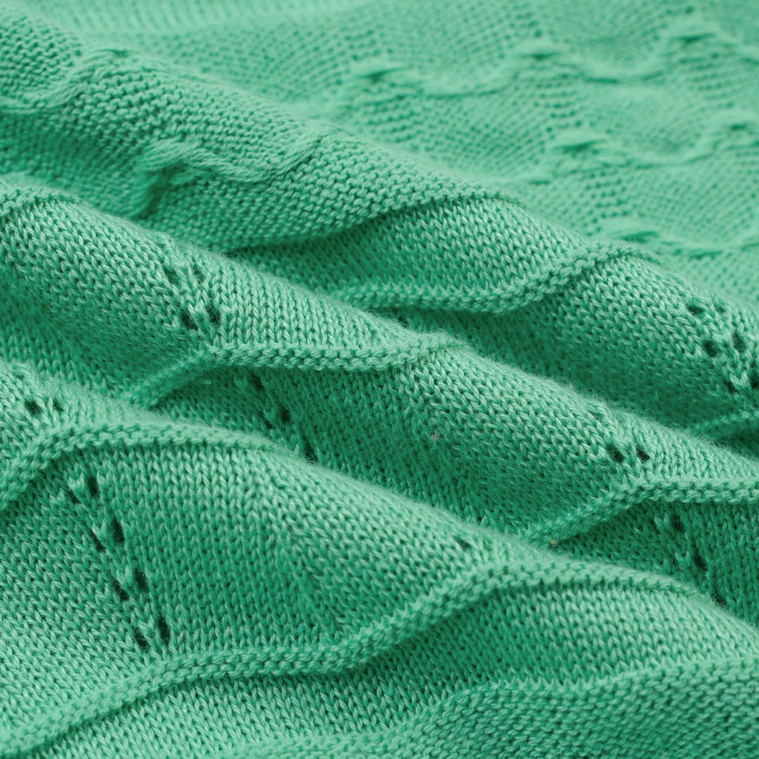 Maglietta Verde da Donna Anni '60 con Motivo Traforato Delicato e Scollo a V