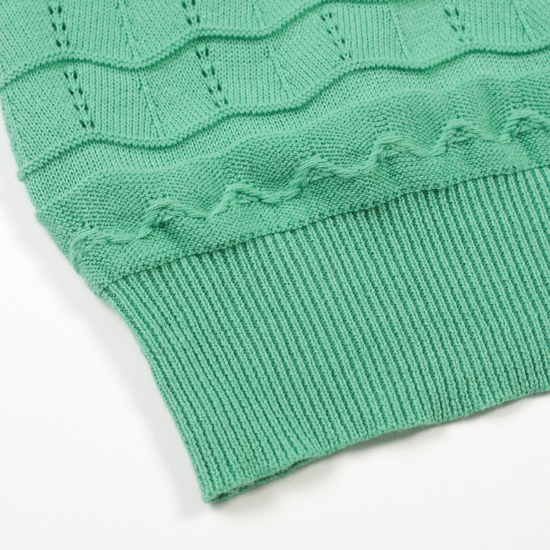 Maglietta Verde da Donna Anni '60 con Motivo Traforato Delicato e Scollo a V