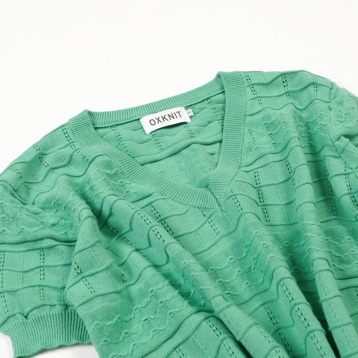 Maglietta Verde da Donna Anni '60 con Motivo Traforato Delicato e Scollo a V