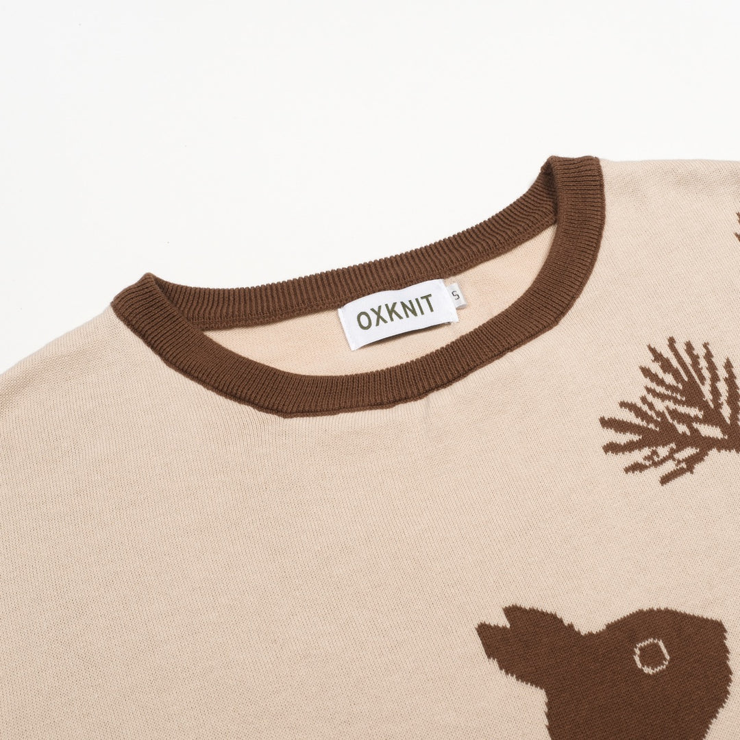 T-shirt de Malha Feminina Retro Bege com Esquilo Jacquard e Manga Dolman