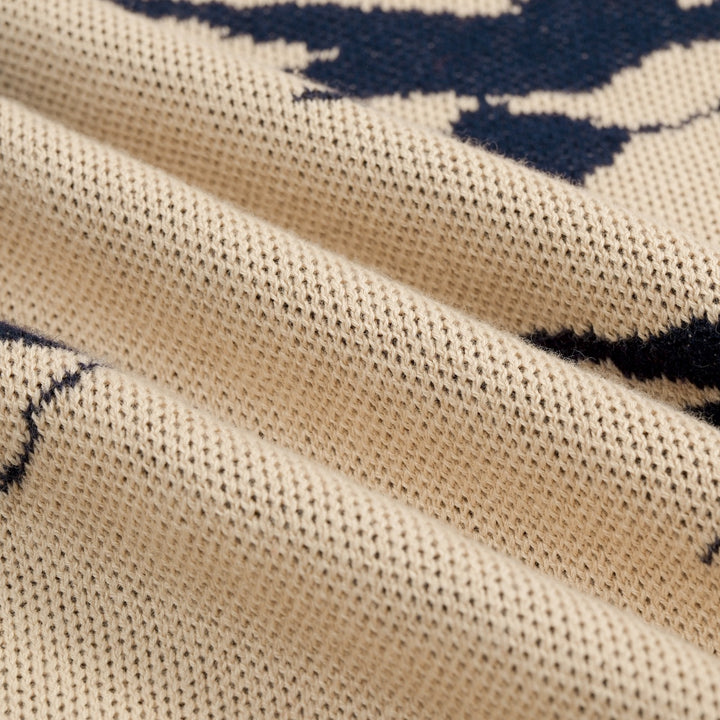 T-shirt en maille jacquard kaki pour femme, style collège avec motif hirondelle française