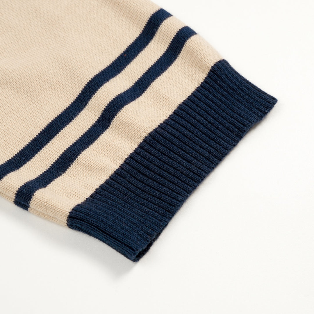 T-shirt en maille jacquard kaki pour femme, style collège avec motif hirondelle française
