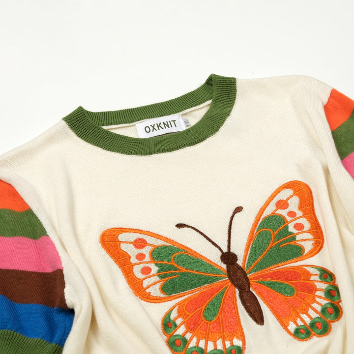 T-shirt de Malha Feminina com Risca Pop Damasco dos Anos 70 e Borboleta Bordada