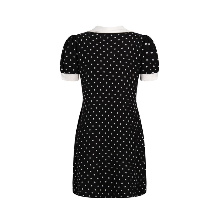 Schwarzes und weißes Damenkleid mit Polka Dots, Peter-Pan-Kragen, Taschen und kurzen Ärmeln aus Strick