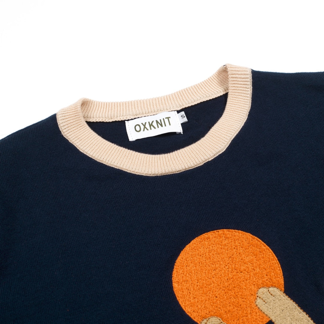 T-shirt en maille jacquard bleu foncé vintage pour femme avec broderie de chat