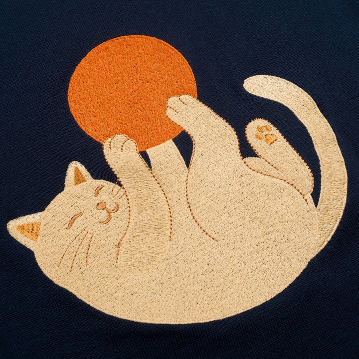 T-shirt en maille jacquard bleu foncé vintage pour femme avec broderie de chat