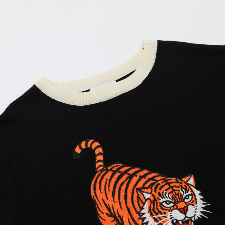 Men's Vintage Black Animal Embroidery Classic Knitwear