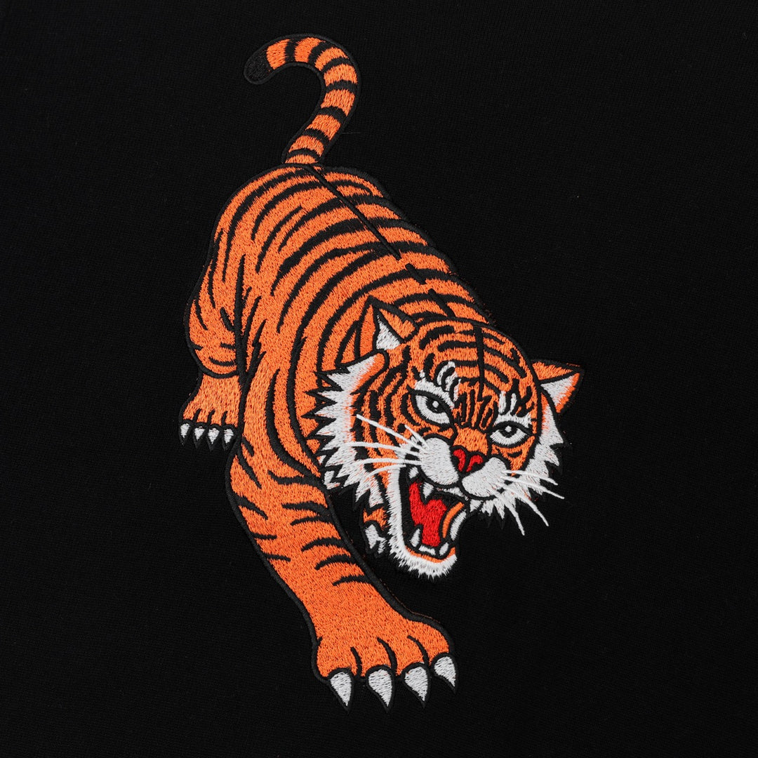 Men's Vintage Black Animal Embroidery Classic Knitwear