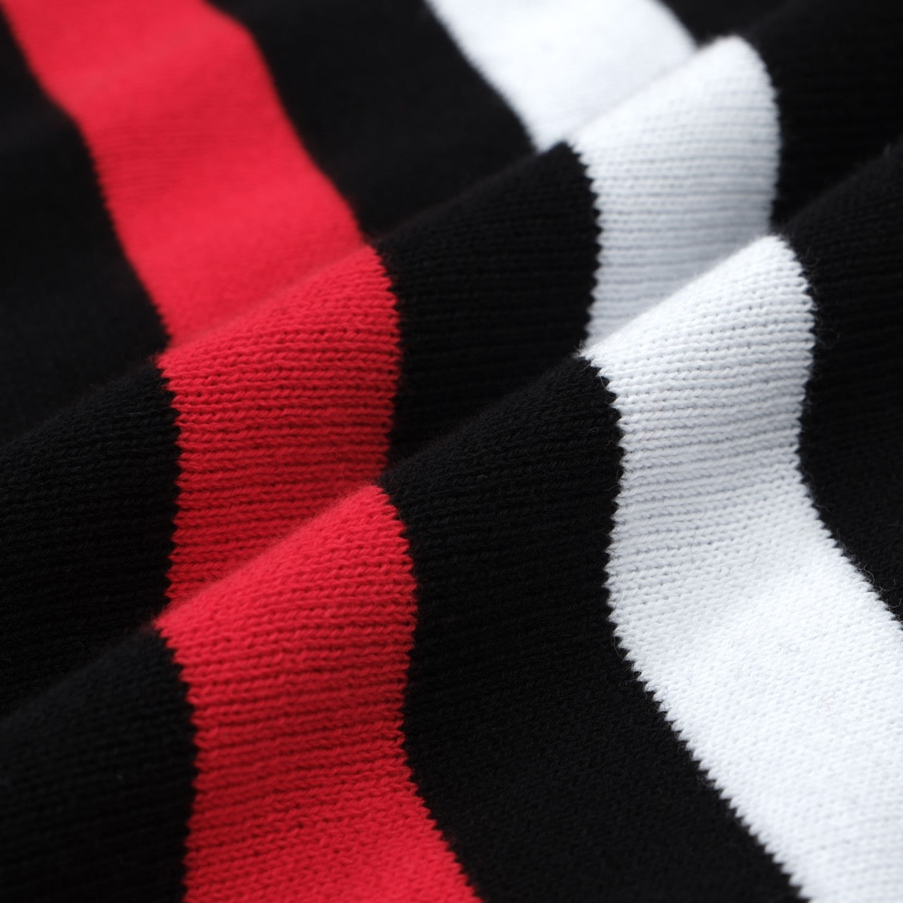 Run&Fly Men's Retro Emo Indie Style Black & Red Striped Jumper – Vintage 80s Knit Crew Neck