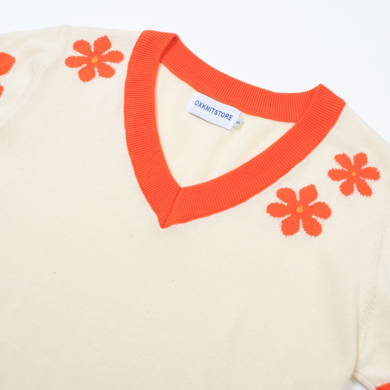 OXKNIT Women Vintage Clothing 1960s Mod Style Casual Red Flowers V-Neck Short Sleeves Knitwear Retro Tshirt